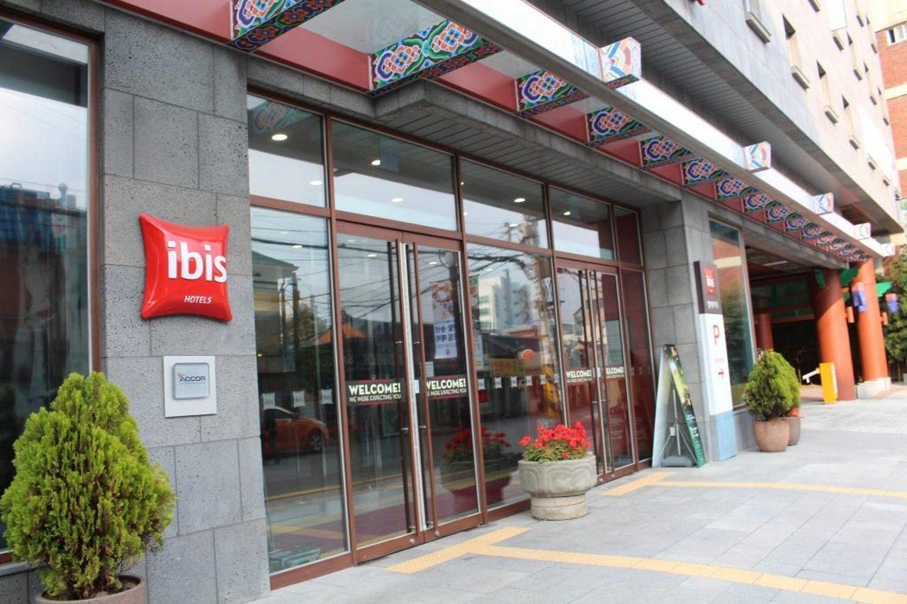 Ibis Ambassador Seoul Insadong Hotel Exterior foto